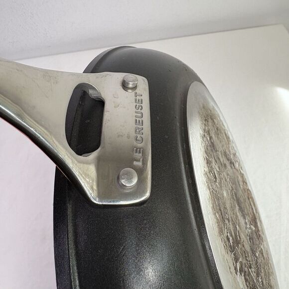 LE CREUSET  Toughened Nonstick PRO 12” Fry Pan 30 CM Gray - Picture 8 of 13